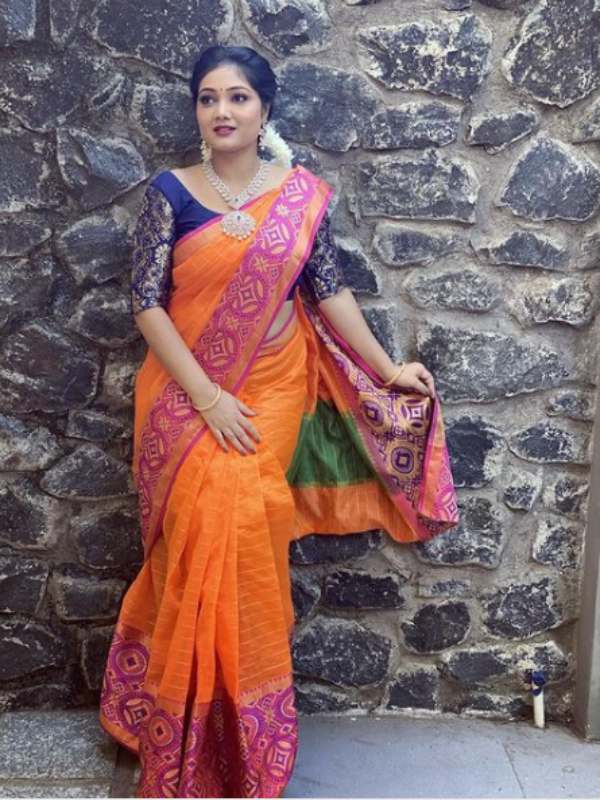 உயிருள்ள சிலையா? ?