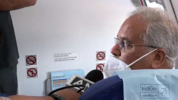  தலைவர்கள் தடுத்து நிறுத்தம்