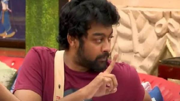 ரசிகர்களின் மனதில் ஹீரோவா மாறிவிட்டார்