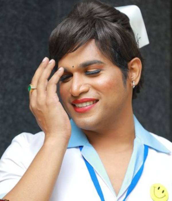 நர்ஸ் கெட்டப்