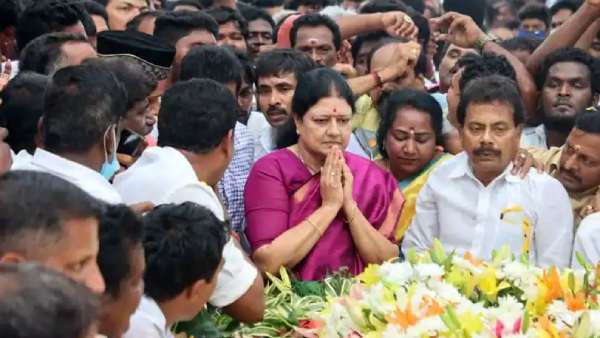 அரசியல் ஆர்வம் அரசியல் ஆர்வம்