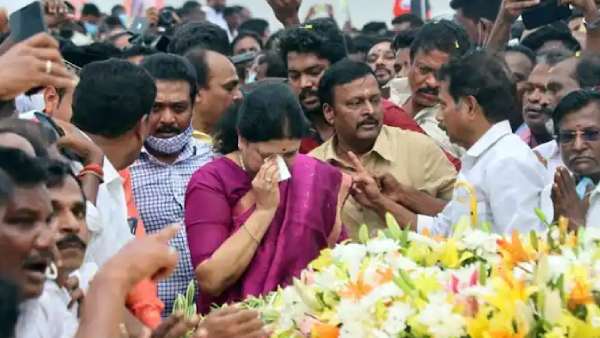 ஜெயலலிதா சமாதி ஜெயலலிதா சமாதி