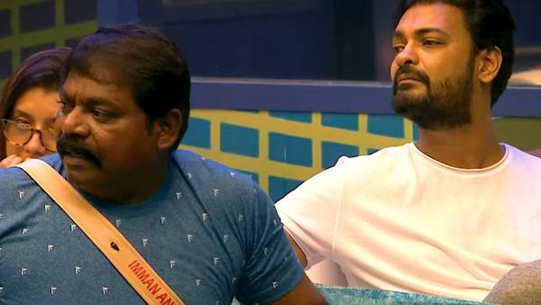 கலாய்க்கும் நெட்டிசன்கள் 