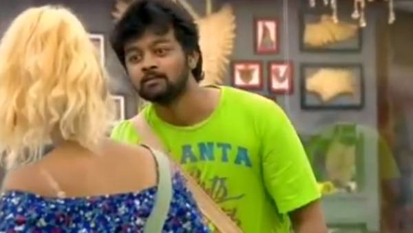 செருப்போடு காதலா