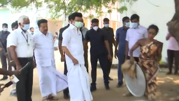 கொரோவால் உதயமான கல்வித்திட்டம் 