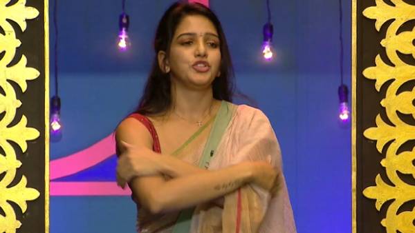 ஆறுதல் கொடுத்த மாமியார் 