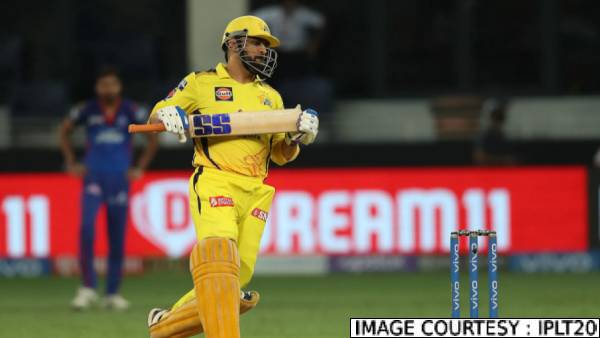 தோனி அடித்த பவுண்டரிகள் 