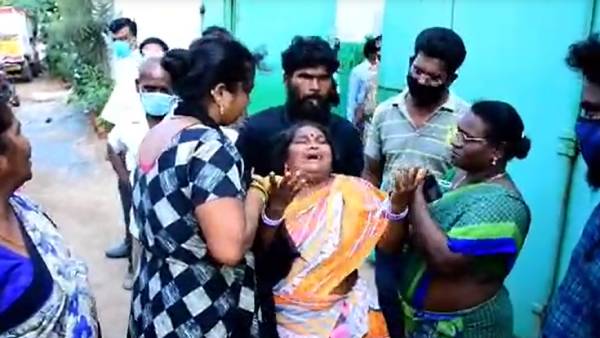 உடனே விரைந்தனர் உடனே விரைந்தனர்