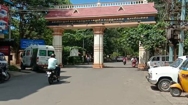 மாணவி பகீர் 