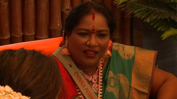 வெளியேறுவது இவர் தானா 