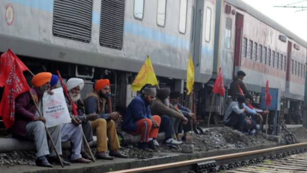 போலீஸ் போலீஸ்