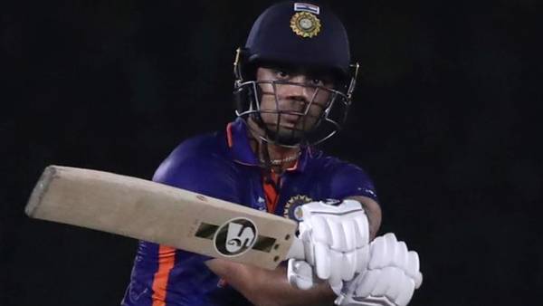 இஷான் கிஷன், ஷர்துல் தாக்கூர் 