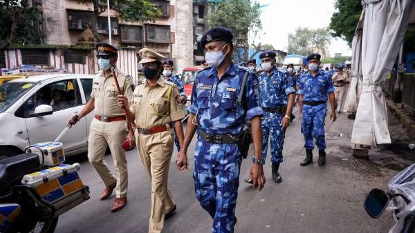 பாதுகாப்பு பாதுகாப்பு