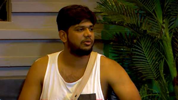 யூடியூபர் அபிஷேக் அறிமுகம் யூடியூபர் அபிஷேக் அறிமுகம்