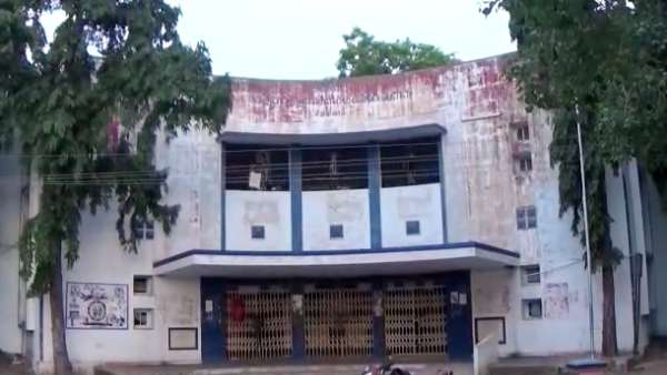 சமூக ஆர்வலர்கள் 
