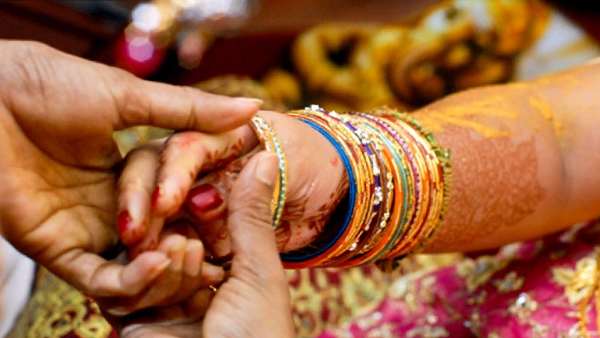 வளைகாப்பு