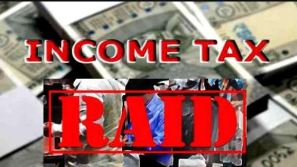 சீனியர்கள் தொடர்பு சீனியர்கள் தொடர்பு