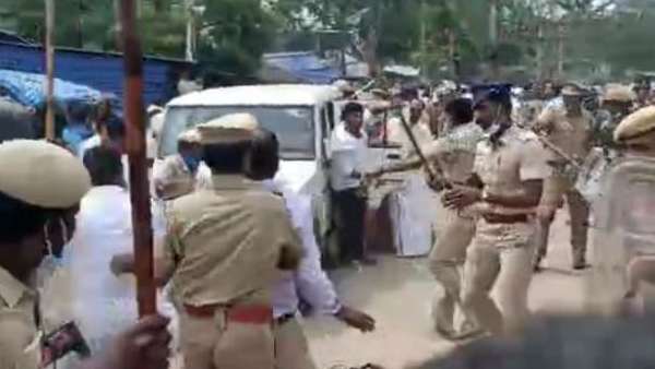 கோஷ்டி மோதல் கோஷ்டி மோதல்