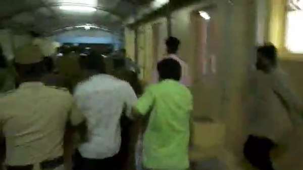 காவல்துறை பாதுகாப்பு 