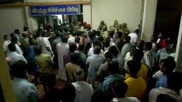 திருநள்ளாறில் பதற்றம் 