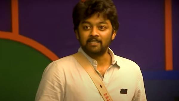 பிக்பாஸில் தான் இருக்கிறார்