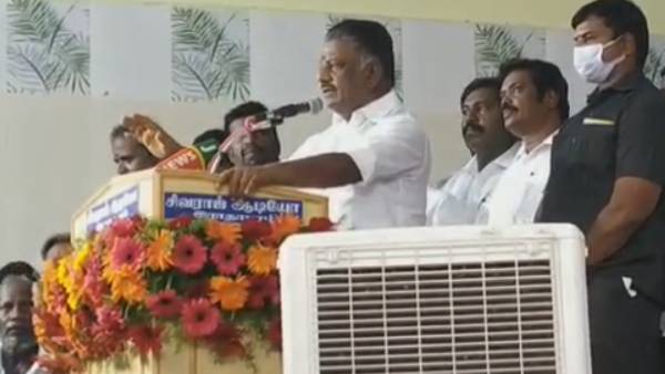 மாணவர்களுக்கு மடிக்கணிணி 