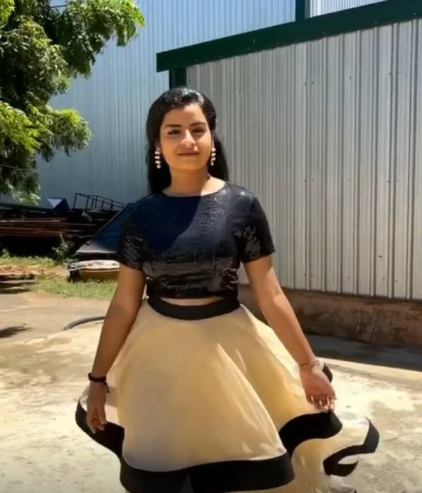 பாடகராக ஆசை