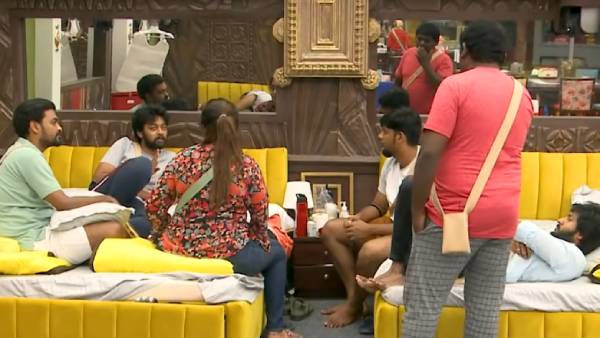 பரபரப்பை ஏற்படுத்தும் அபிஷேக் 