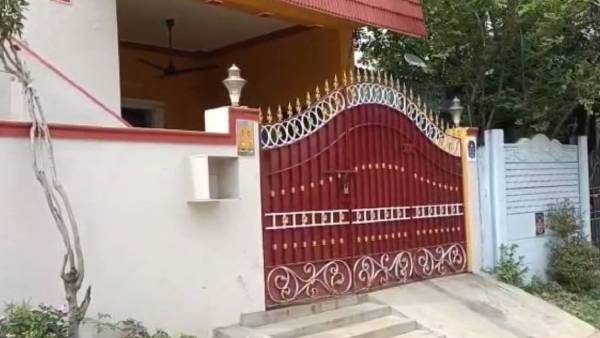 'ஷூ' க்கள் திருட்டு 