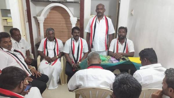 சசிகலா ஆதரவாளர்கள்