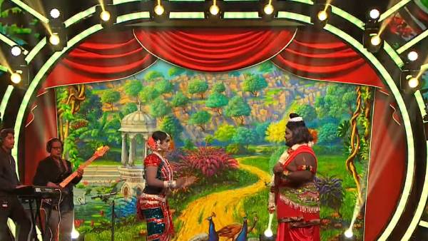 அனுசரிப்பு அனுசரிப்பு