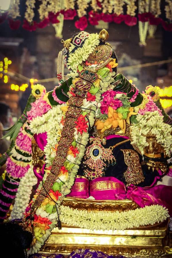 பக்தர்கள் ஏமாற்றம்