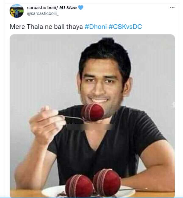 பந்தை சாப்பிட்டார் 