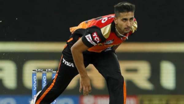 உமர் மாலிக் கிரிக்கெட் வரலாறு