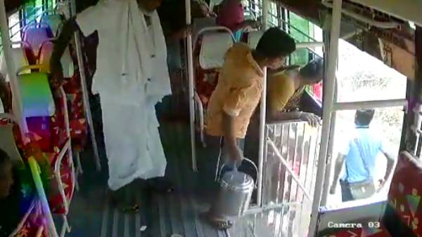 சட்டம் இயற்ற வேண்டும் 