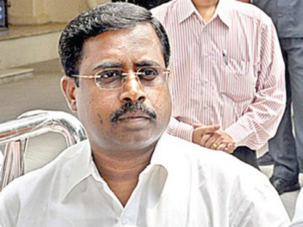 மைக்கேல் ராயப்பன்