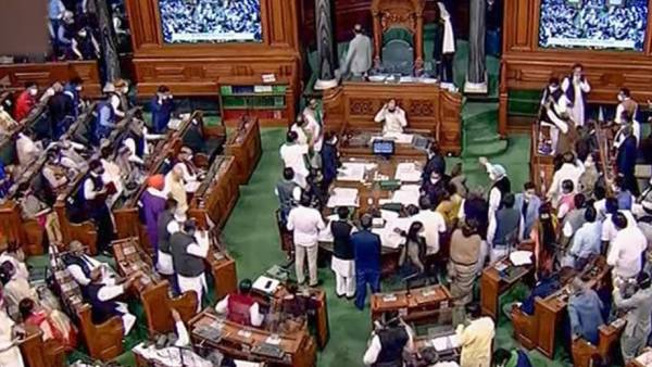 பிளவுபட்ட எதிர்க்கட்சிகள் 