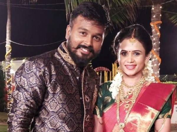 சமூக வலைத்தளத்தை கலக்கும் தம்பதி