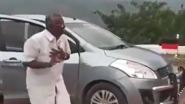  வீணாகும் கட்டமைப்பு, பழைய பாணியில் சில நிர்வாகிகள்