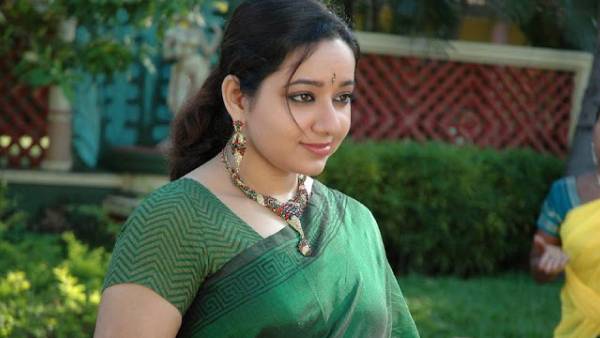 சீரியல் ரசிகர்களை கவர்ந்த சந்திரா