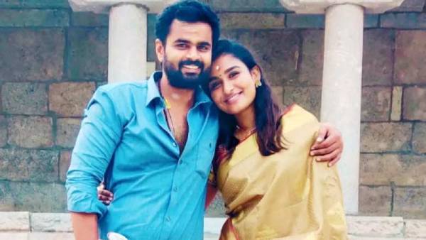 கொட்டும் மழையிலும் திருமணம்