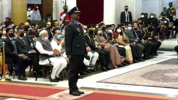 Vir Chakra awarded for Abhinandan who shot down a Pakistani plane with precision 