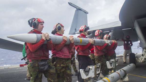 செளதிக்கு நவீன ஏவுகணைகள் 