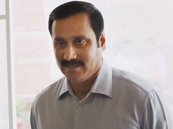 குற்றவாளிகள் தப்புகின்றனர் குற்றவாளிகள் தப்புகின்றனர்