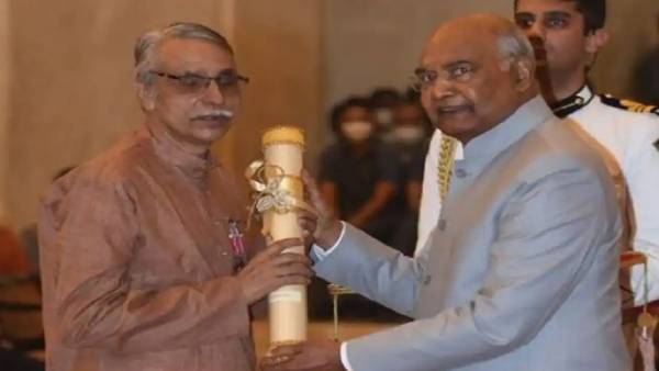 பத்மஶ்ரீ விருதுக்கு பாலன் புத்தேரி பத்மஶ்ரீ விருதுக்கு பாலன் புத்தேரி