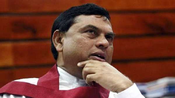 நிதி நெருக்கடியில் இலங்கை 