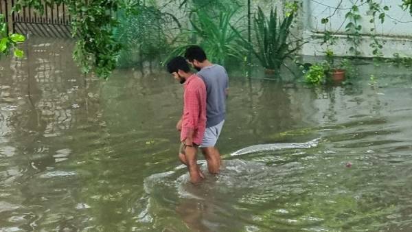 ஏன் அதிக மழை