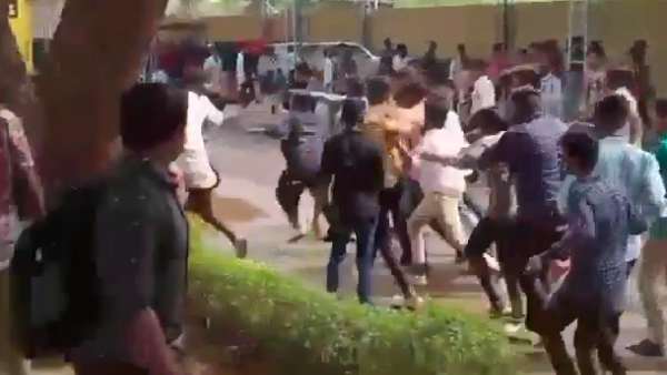 The video of a private college student being brutally assaulted in Satyamangalam has gone viral The video of a private college student being brutally assaulted in Satyamangalam has gone viral