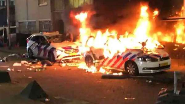 ஆஸ்திரியாவிலும் ஆர்ப்பாட்டம் 