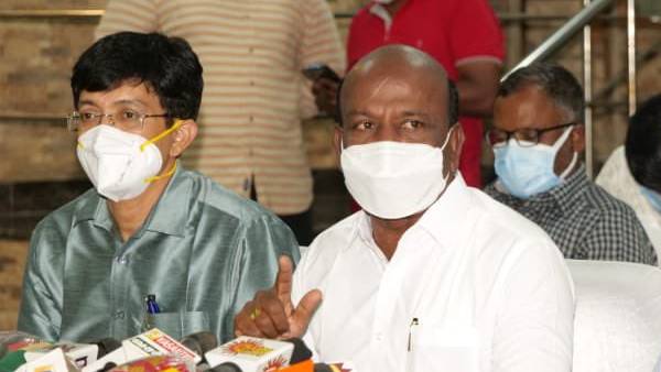 மருத்துவ முகாம்கள் மருத்துவ முகாம்கள்